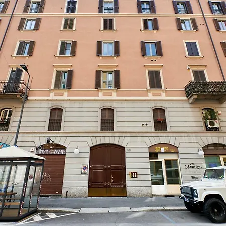 Apartment H24 Milan